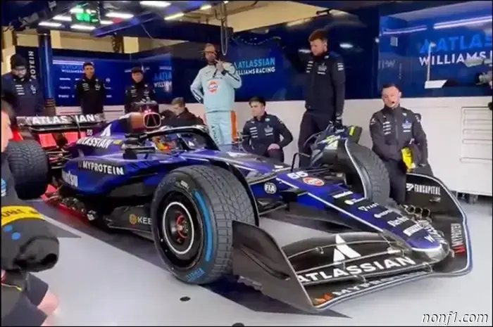 Button: Today at Williams we saw the FW47 in assembly for the first time