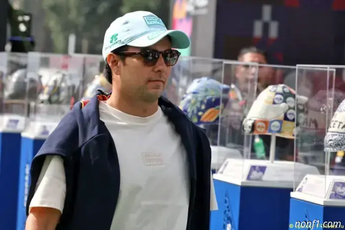 Sergio Pérez will test behind the wheel of a Ferrari.