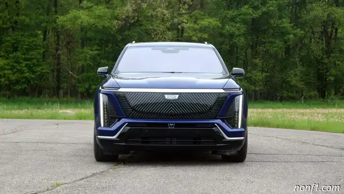 2026 Cadillac Vistiq First Drive Review: Escalade Aspirations in a Midsize Package