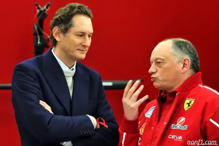 Elkann speaks out to support Vasseur and unite Ferrari.
