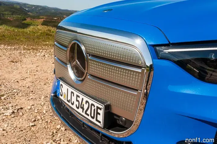 2027 Mercedes-Benz GLC Electric First Drive Assessment: Making the Future Seem Familiar