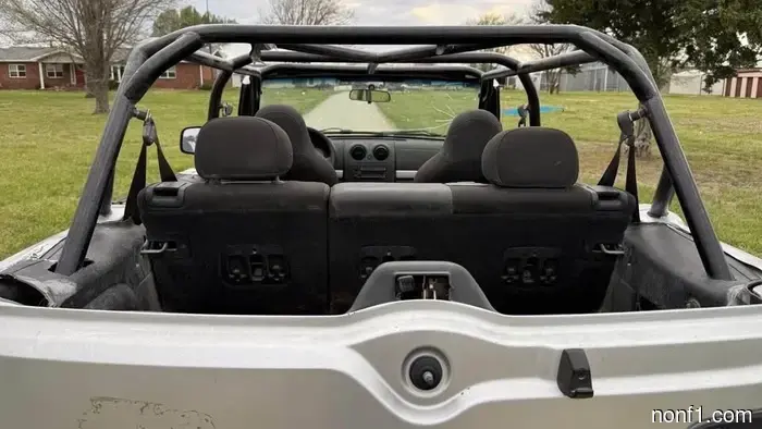 Chase After Life and Joy with This Chopped-Top Jeep Liberty for the Price of a Beater Car
