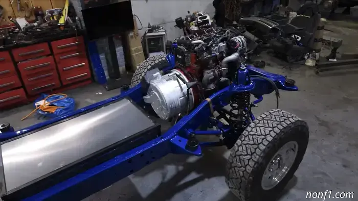 Edison Motors ahora tiene un par de camionetas diésel-eléctricas, y un kit está en camino