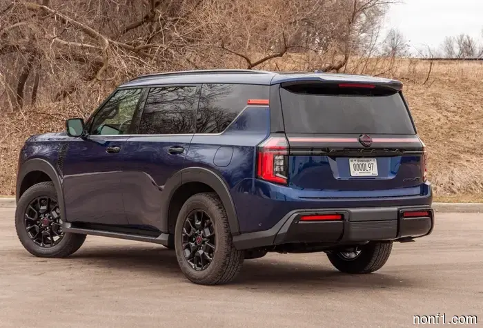 2026 Nissan Armada Pro-4X Reseña: Lo más parecido a un verdadero Land Cruiser que encontrarás en América