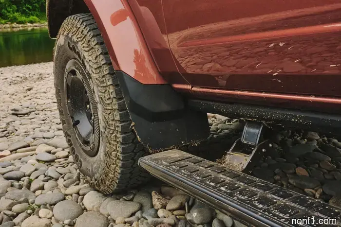 2027 Ford Bronco Filson: An Off-Road Vehicle with a Raptor Engine Designed for Stylish Outdoor Enthusiasts