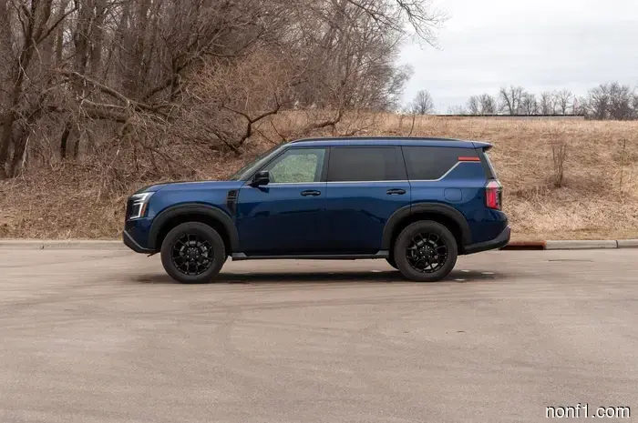 2026 Nissan Armada Pro-4X Reseña: Lo más parecido a un verdadero Land Cruiser que encontrarás en América