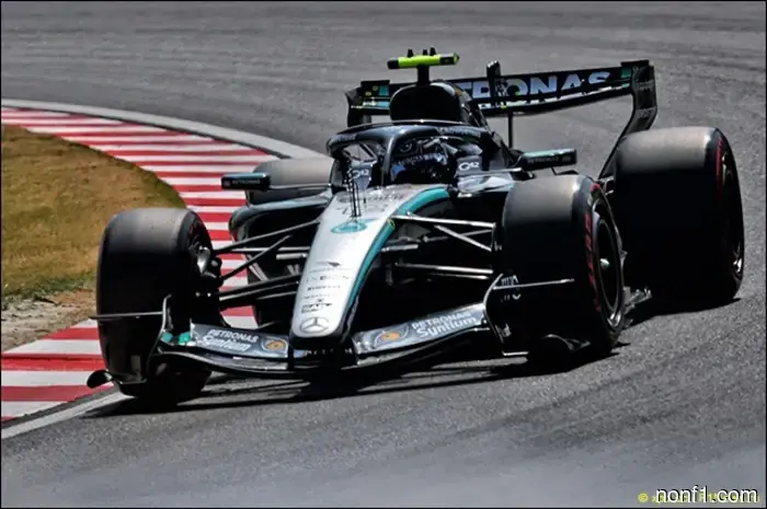 Kimi Antonelli lidera la mañana del sábado.