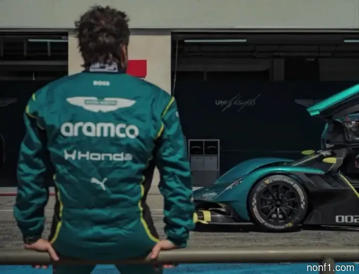 Fernando Alonso probó el Aston Martin Valkyrie LM