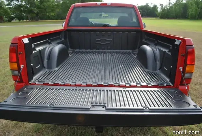 Chevy Silverado GMT800 de Cabina Simple como Nuevo Descubierto, y Puedes Comprarlo