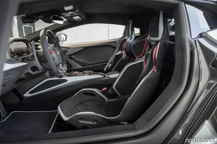 Lamborghini Revuelto SV se presenta con 1,050 HP y un modo de diversión dedicado