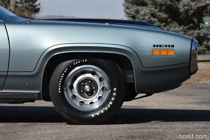 For Sale: 1971 Plymouth Hemi GTX, one of only 11 made, featuring a 426 V8 engine and a four-speed transmission.