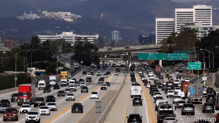 An Explanation of California's Proposal for 140-MPH Buses