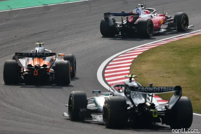 Мерседес и Феррари заблокируют изменения правил 2026 года, несмотря на критику