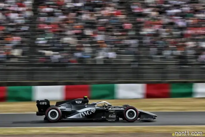 Valtteri Bottas: The midfield teams are far ahead.