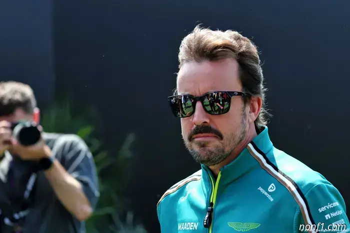 Aston Martin is not concerned about Alonso's interest in Alpine.
