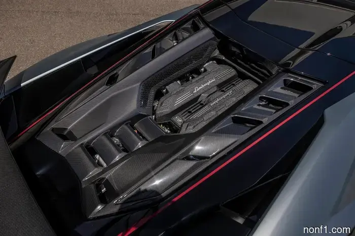 Lamborghini Revuelto SV se presenta con 1,050 HP y un modo de diversión dedicado