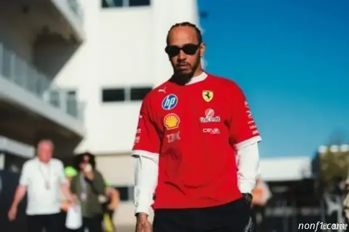 Ecclestone dice que Hamilton «está perdiendo el control» en Ferrari