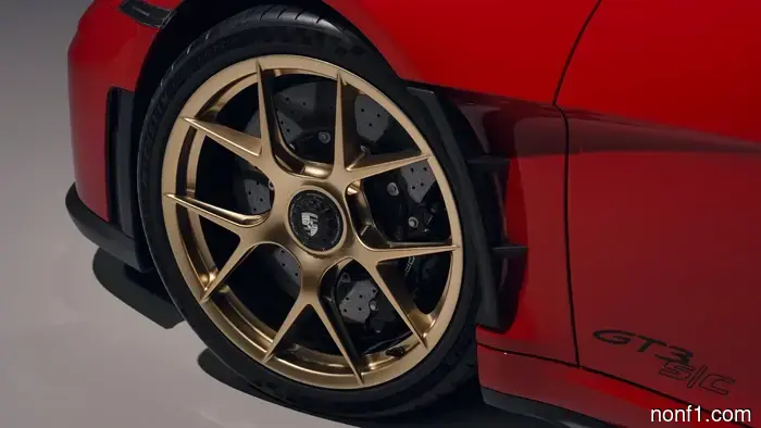 2027 Porsche 911 GT3 S/C — это ручной, открытый дань NA Flat-Six