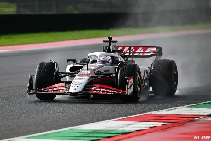 Grosjean is not dismissing the possibility of returning to F1 following his Haas test.