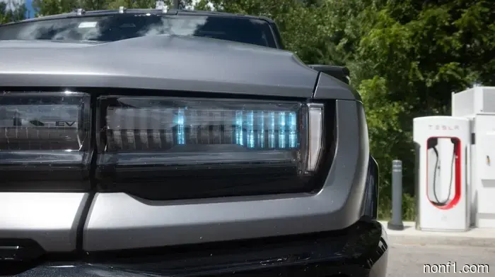 2026 Hummer EV Revisión Off-Road: Es Tecnología Contra Senderos Estrechos
