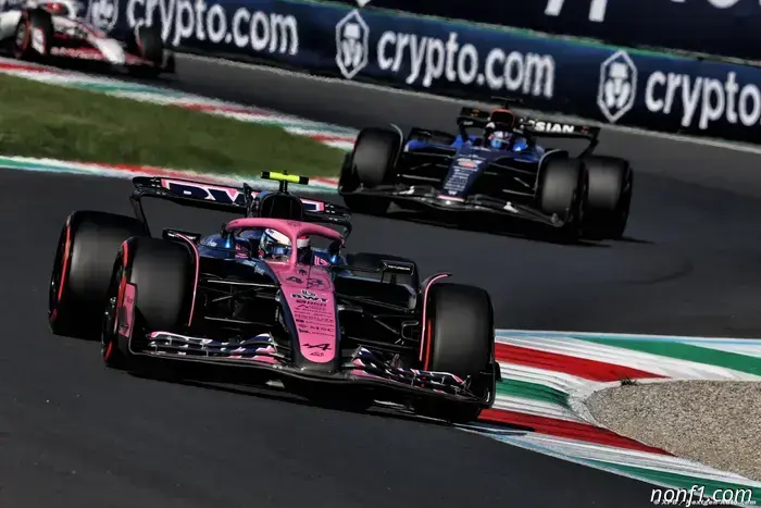Briatore emphasizes the need for patience regarding Colapinto's challenges.