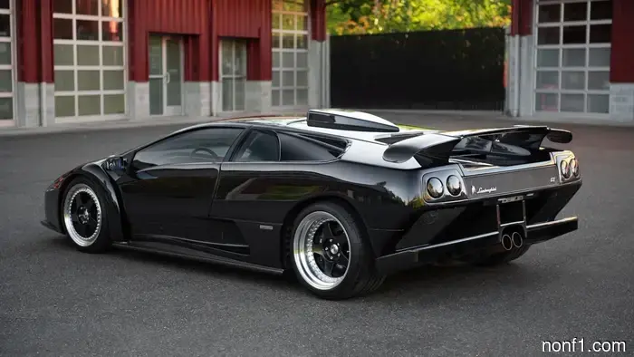 Este Lamborghini Diablo Peak es uno de 80, y se va a subasta.
