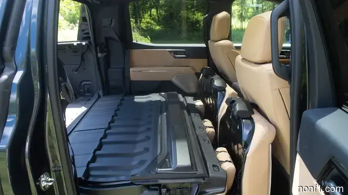 GM's Innovative Midgate Is Truly One of the Top Reasons to Purchase an EV Truck.