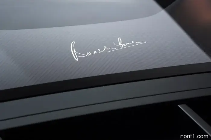 McLaren Brings Back Manual Transmission in Its First Stick-Shift Supercar Since the F1.