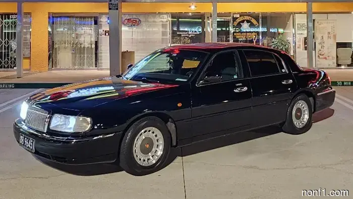 You can purchase this Lincoln Town Car revamped with components from the Chinese domestic market from a past era.