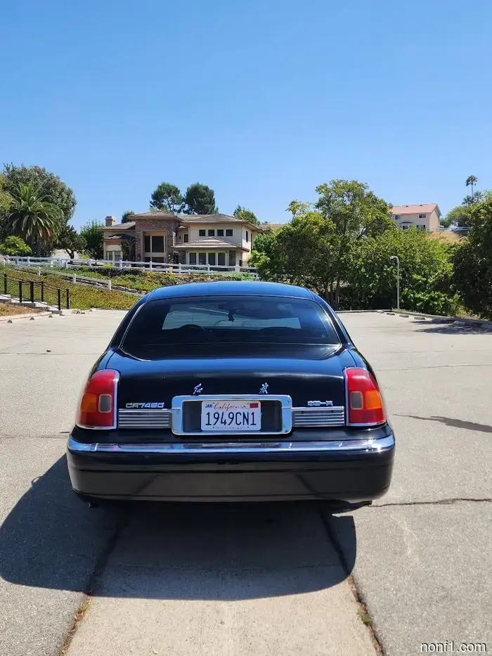You can purchase this Lincoln Town Car revamped with components from the Chinese domestic market from a past era.