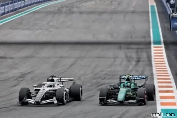 Alonso 'keeping himself entertained' during Aston difficulties.