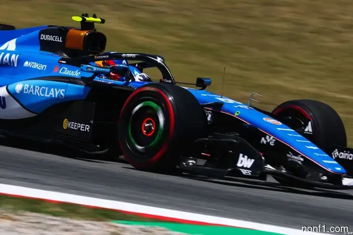 Sainz admite estar considerando cuánto tiempo esperar por Williams