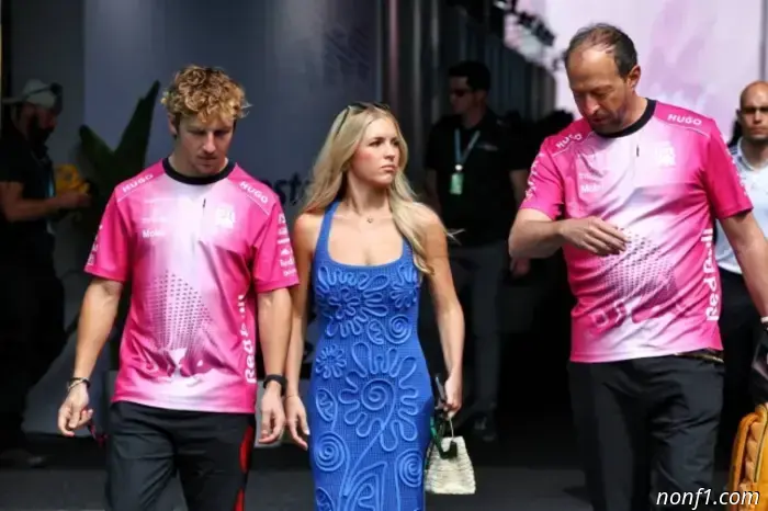 Bayer: En varias carreras Lawson fue más rápido que Hadjar