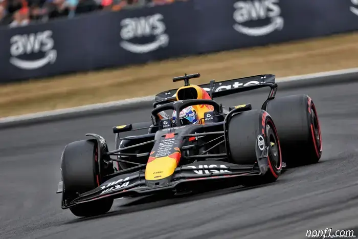 Верстаппен — поул, барбекю и облегчение в Red Bull