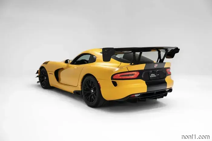 Este Dodge Viper ACR-Extreme de 44 millas acaba de establecer un récord de subasta en $532,999.