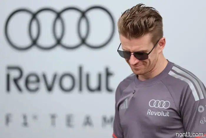 Hulkenberg se ríe de los rumores de Sainz a Audi