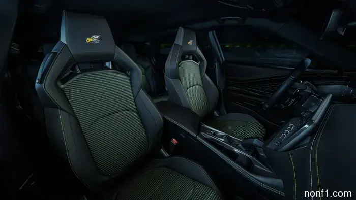 2027 Dodge Charger Super Bee жужжит с 600 л.с. от сильно нагнетаемого рядного шестицилиндрового двигателя