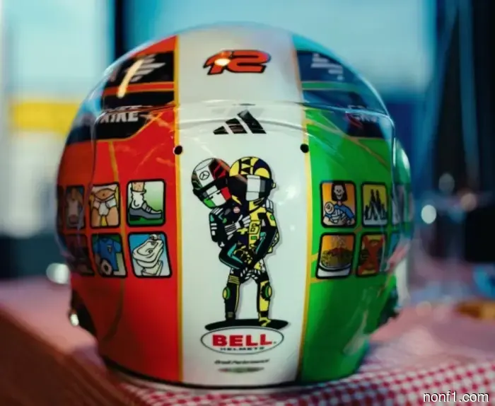 El casco Antonelli está dedicado a Italia y Valentino Rossi.