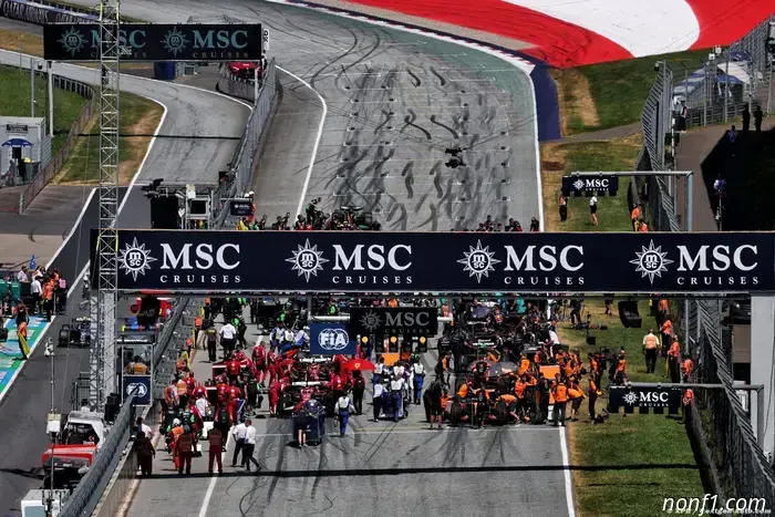 Австрия строит будущее Формулы-1, Германия цепляется за прошлое.