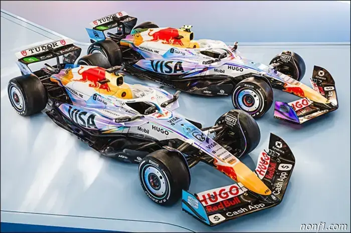 В Racing Bulls представили дизайн автомобилей для Вегаса.