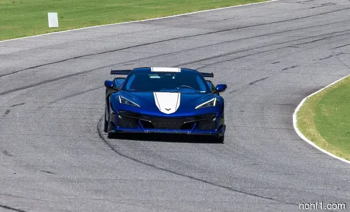 Condujimos la nueva línea de Chevrolet Corvette 2027 con motor LS6. Aquí está el que debes tener.