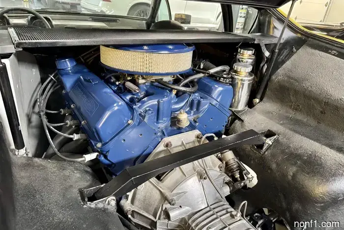 Ford CEO Джим Фарли продает свой DeTomaso Pantera 1972 года