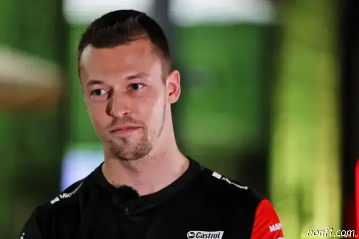 Daniil Kvyat will test in Formula E