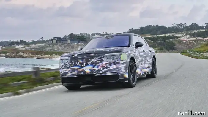 2028 Bentley Torcal Primer Paseo: Un EV de Lujo que Se Mueve al Ritmo de un Latido Diferente