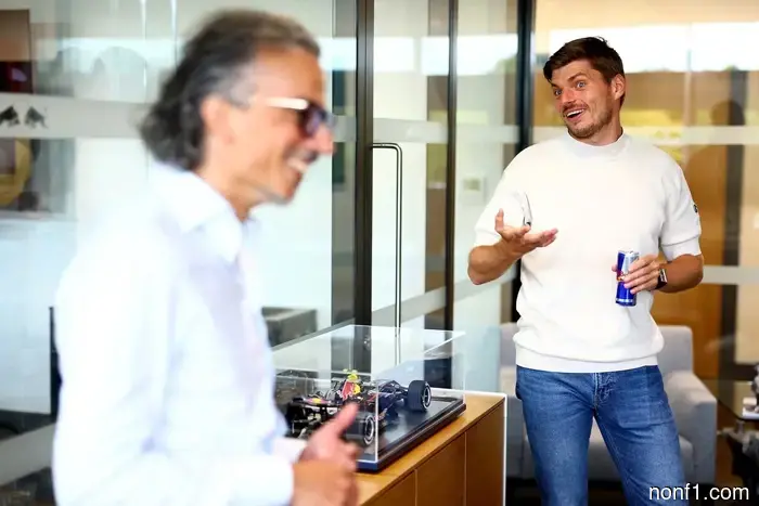 Max Verstappen Stuns Everyone by Signing with Red Bull F1 Until 2030