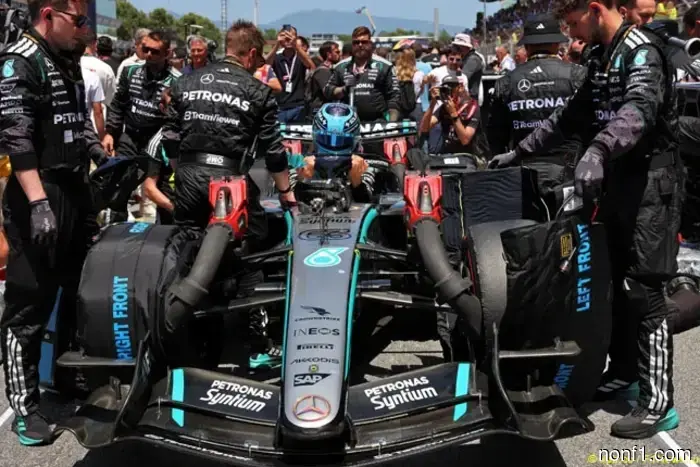 Montoya believes that Mercedes made a mistake with their strategy.