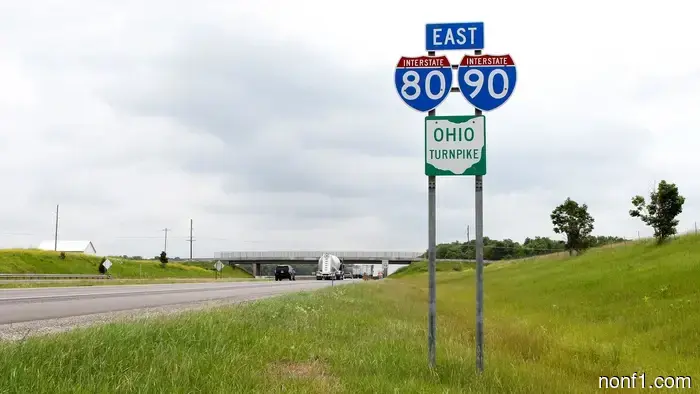 Truck Driver Discovers That Avoiding $22,000 in Tolls Can Lead to a Grand Theft Charge