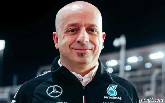 Симоне Реста делится своими впечатлениями о работе в команде Mercedes.