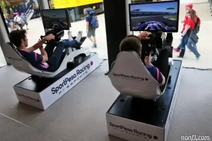 Crossover in esports: when F1 drivers compete live against sim racers.