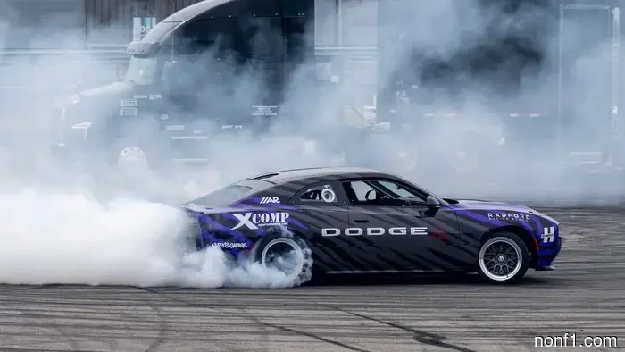 Dodge is trying its best to win people over to the new Charger—except by offering a V8 engine.